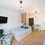 公寓式酒店 Yourapart Chmielna Park