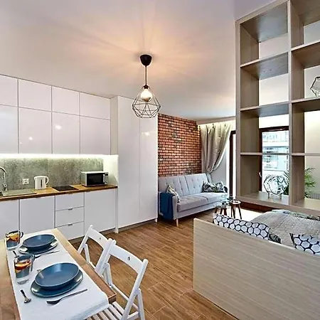 Yourapart Chmielna Park 3* Gdańsk