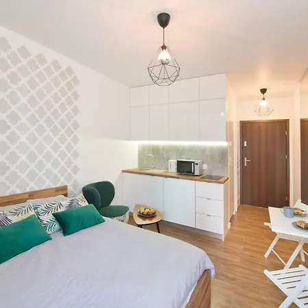 Yourapart Chmielna Park 3* Danzig