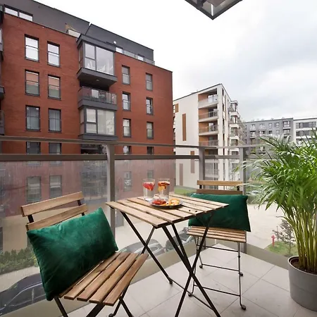 Yourapart Chmielna Park Hotel apartamentowy