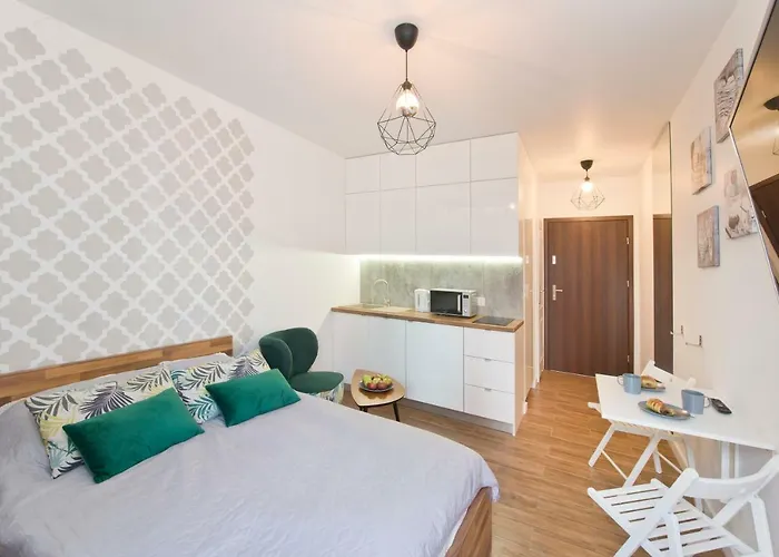 Yourapart Chmielna Park 3* Гданьск