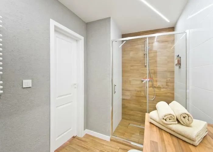 Yourapart Chmielna Park Hotel apartamentowy